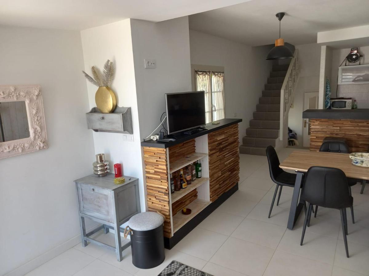Monleon Villa A 10 Minutos De La Playa 2 Parking Gratuito Roses Exterior photo